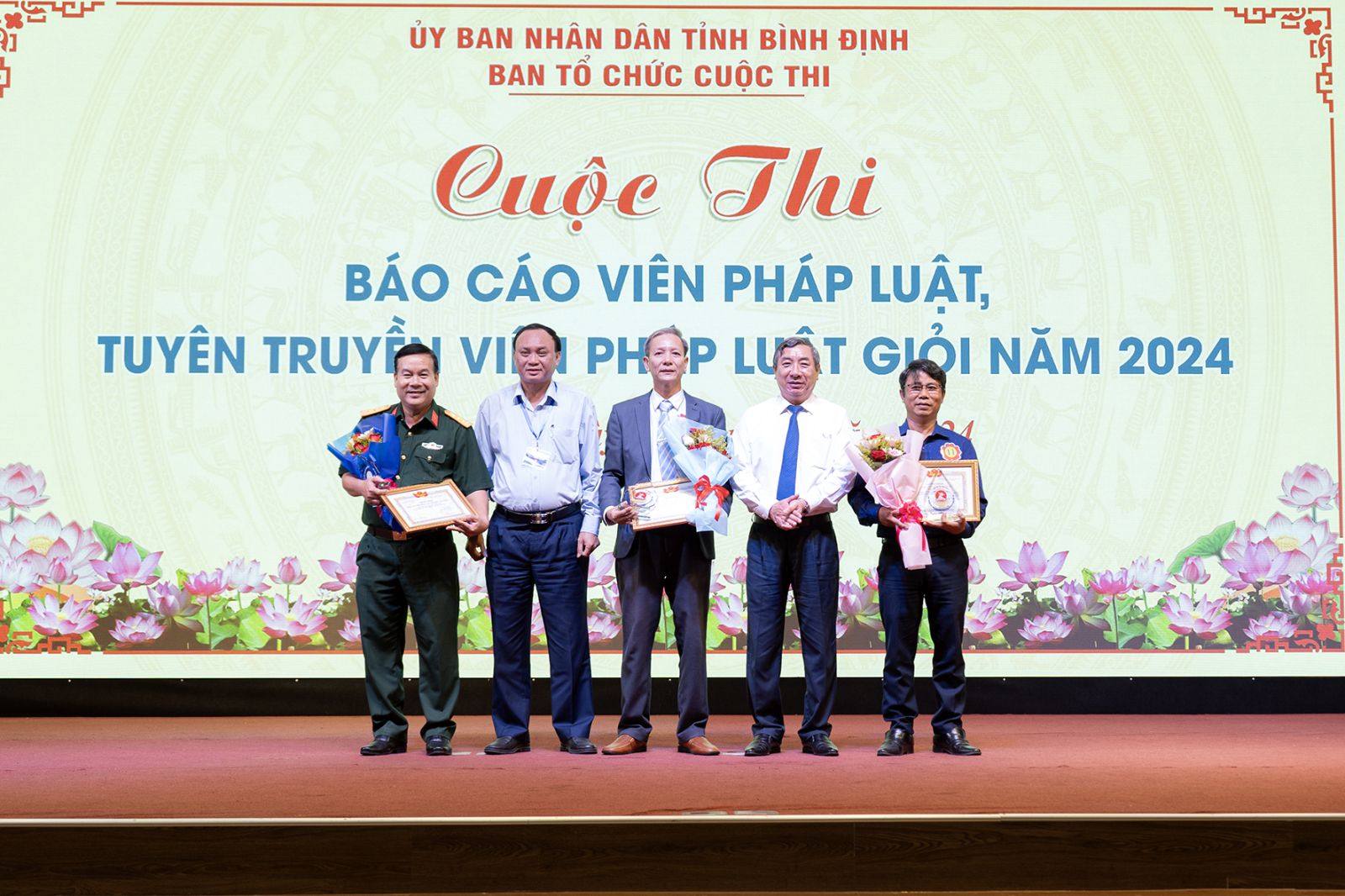 Công chức Tư pháp - Hộ tịch xã Mỹ Thọ đạt giải nhất tuyên truyền viên pháp luật cấp xã, cuộc thi báo cáo viên, tuyên truyền viên pháp luật giỏi năm 2024